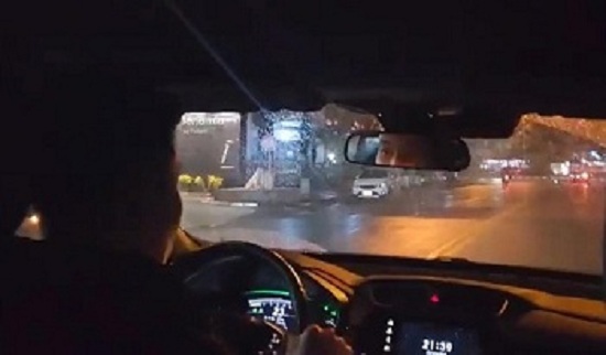 La iluminacion interior tiene un impacto considerable en la capacidad de observacion y concentracion del conductor al conducir un automovil de noche. Imagen de la pagina web de la Universidad de Hong Kong