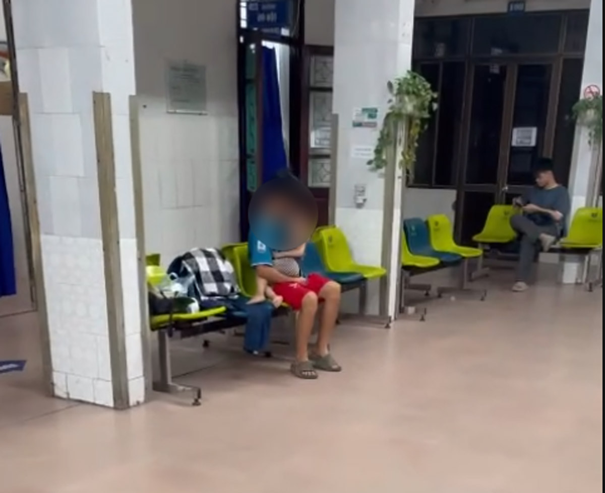 Las imagenes de un video del incidente en el Hospital General de la Provincia de Nanning se difundieron en las redes sociales. Imagen: Tomada de la pantalla
