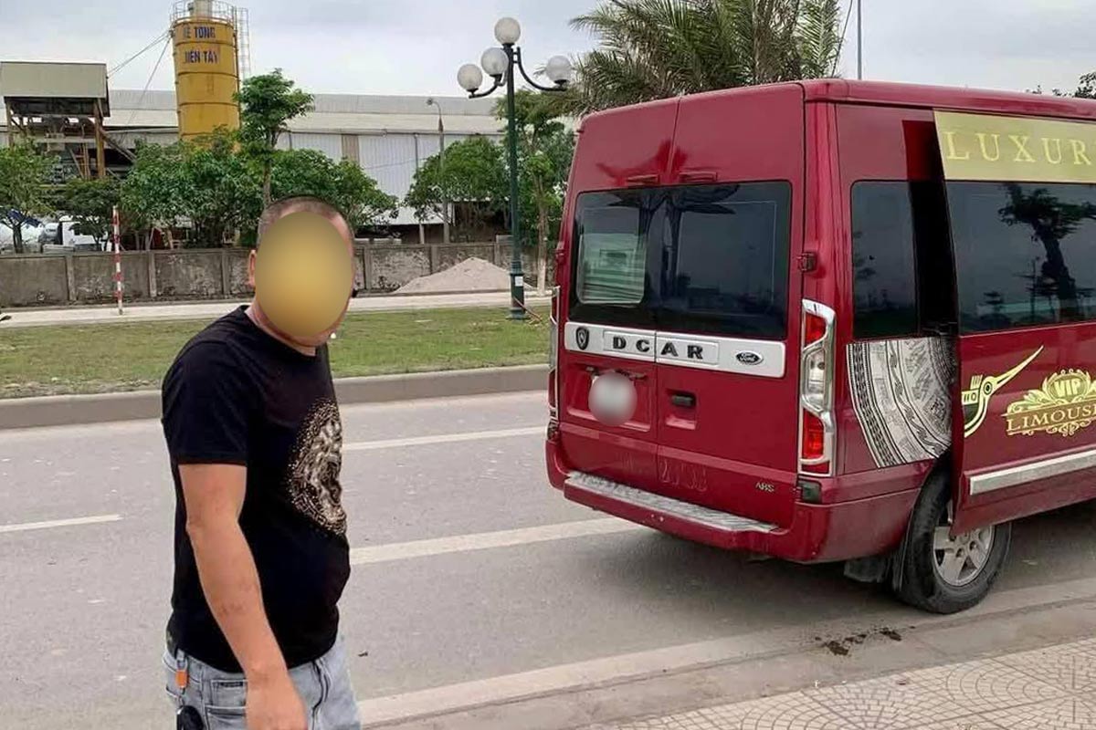 Lái xe bị tố xúc phạm, hành hung hành khách tại Quảng Ninh. Ảnh: Người dân cung cấp