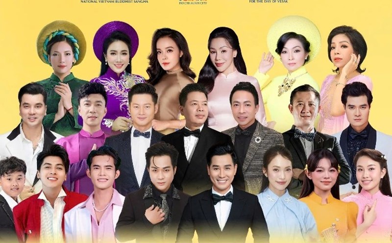 Dozens of artists sing at the Vesak 2025 grandstand. Photo: Provided by the organizing committee.