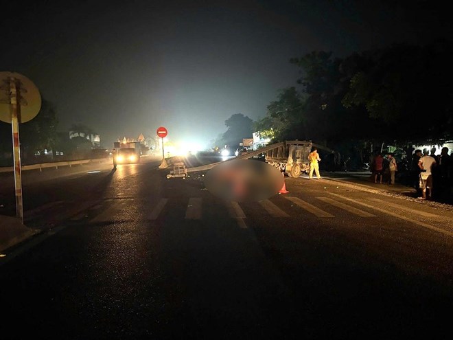 Es el lugar del accidente de trafico en las vacaciones 30.4.1.5 en Ha Nam. Foto de la Policia de la Provincia de Henan