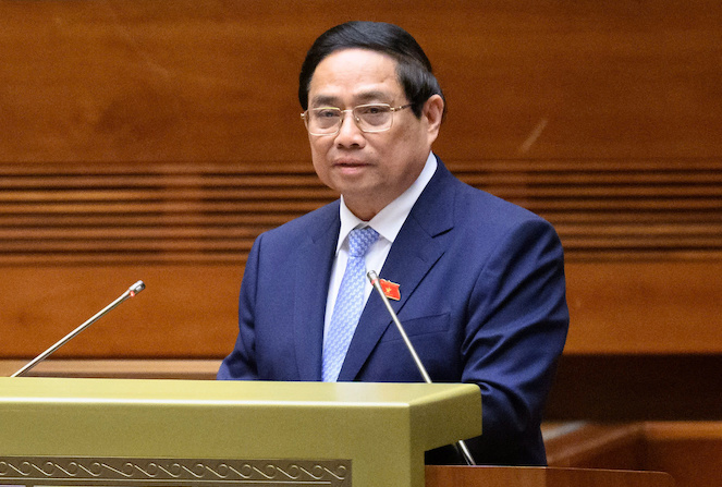 Thủ tướng Chính phủ Phạm Minh Chính yêu cầu hoàn thành việc rà soát, sửa đổi hoặc ban hành mới các văn bản quy phạm pháp luật, hướng dẫn thực hiện sáp nhập đơn vị hành chính cấp tỉnh, xây dựng mô hình tổ chức chính quyền địa phương hai cấp trước ngày 30.6.2025. Ảnh: Quochoi.vn
