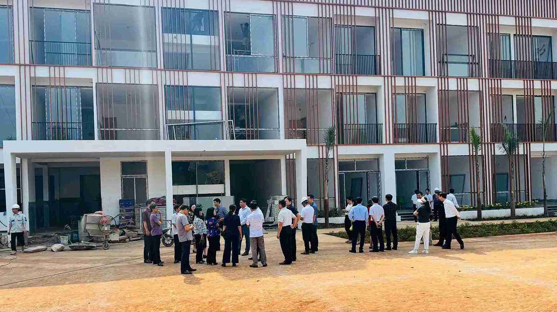 A corner of the social housing project (belonging to the Ha Huy Tap Residential Area project, Buon Ma Thuot city, Dak Lak province) is being implemented and gradually completed. Photo: Bao Trung