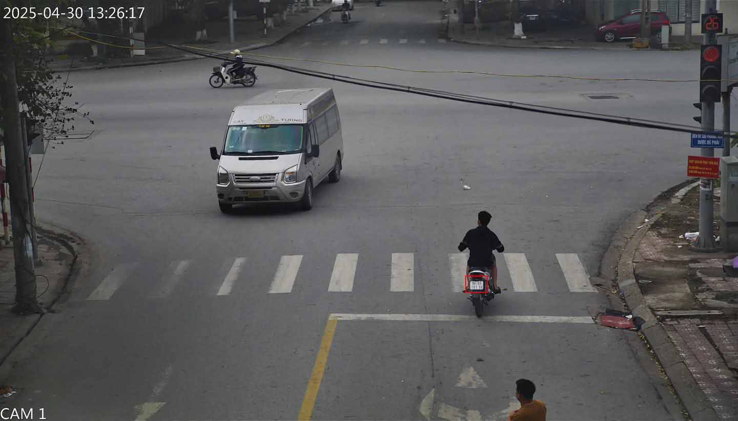 Las motocicletas que pasan una luz roja son castigadas en Baekje. Foto de la Policia de Baekje