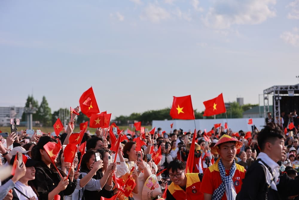 Nhieu khan gia Viet sinh song tai Nhat Ban den ung 