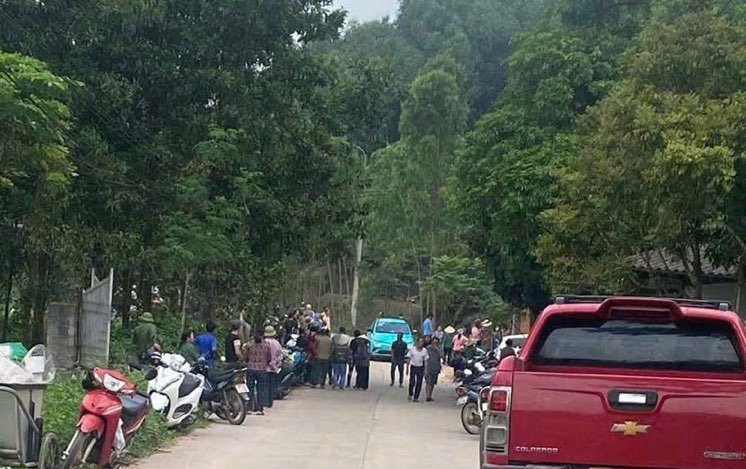 A large explosion at a resident's house in Thai Nguyen, one person died. Photo: Viet An.