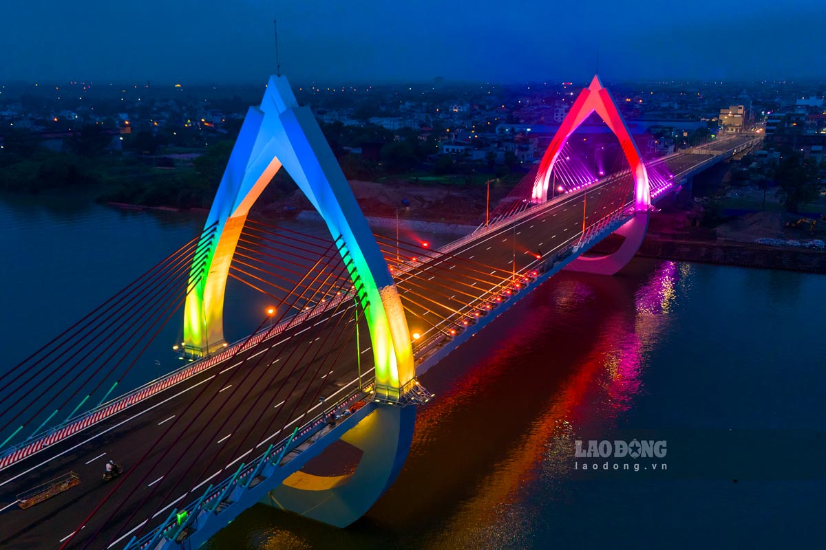 Cau Thien Truong bieu tuong moi cua Nam Dinh. Anh: Ha Vi