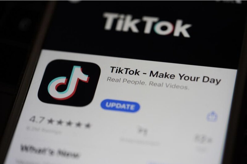 Mr. Trump has announced his readiness to postpone the third TikTok ban. Photo: Xinhua