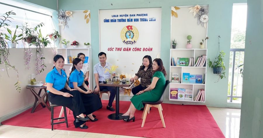 "Union relaxation corner" at Trung Chau Kindergarten, Dan Phuong district. Photo: Hai Yen