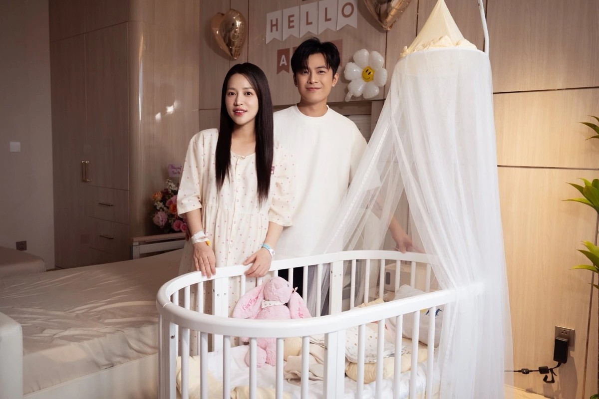 Gin Tuan Kiet and his wife Puka. Photo: Provided by the artist.