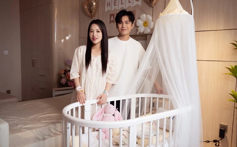 Gin Tuan Kiet and his wife Puka. Photo: Provided by the artist.