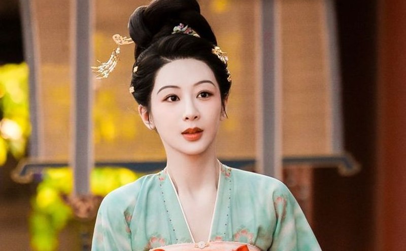 The young master in the movie "Quoc sac phuong hoa". Photo: Provided by the film producer