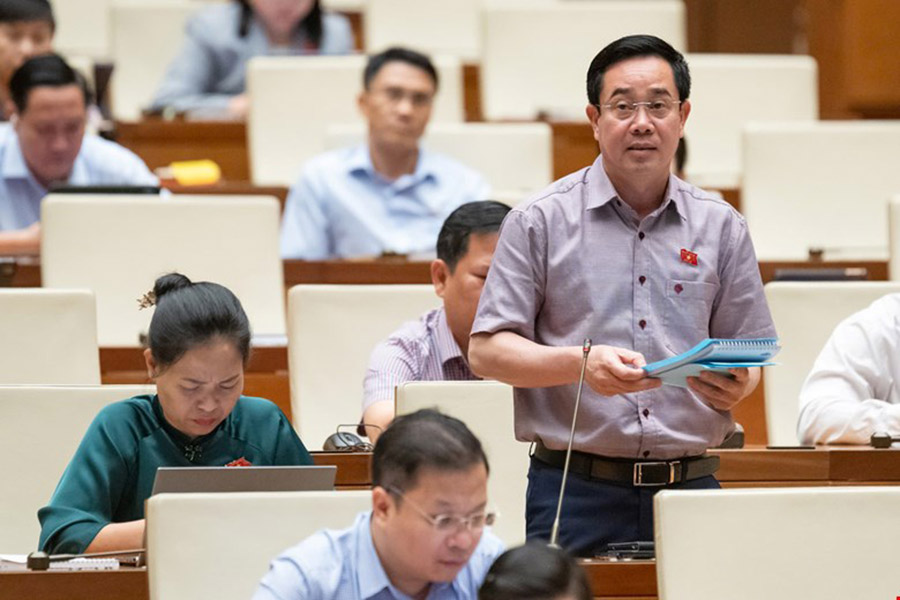 Đại biểu Nguyễn Văn Huy - ĐBQH tỉnh Thái Bình. Ảnh: Quochoi