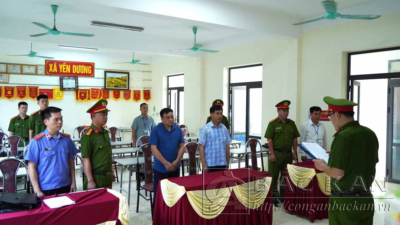 Hai lãnh đạo xã tại Bắc Kạn cùng bị khởi tố. Ảnh: Công an tỉnh Bắc Kạn.