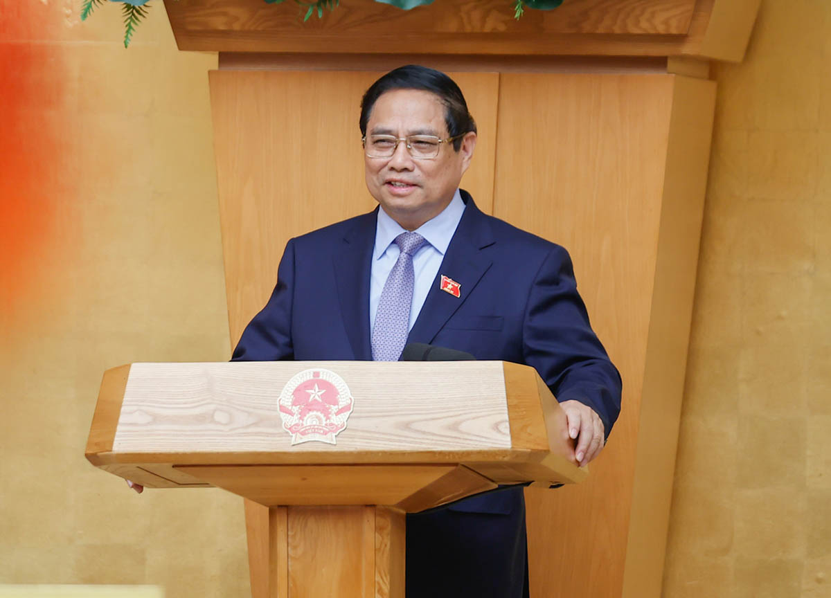 El Ministro de Politica, el Primer Ministro, Pham Minh Chinh, pidio que se realice de manera efectiva la ordenacion de las fronteras administrativas. Imagen: VGP/Japon del Norte.