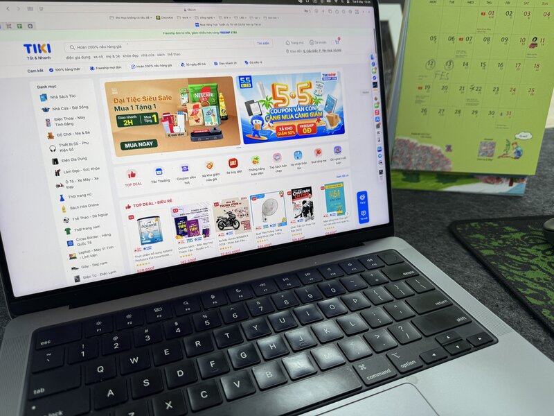 By the afternoon of May 6, Tiki's website was operating normally. Photo: Anh Vu