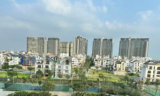 Thị trường bất động sản sẽ có nhiều tác động nếu áp dụng thuế chuyển nhượng mới. Ảnh: Bảo Chương