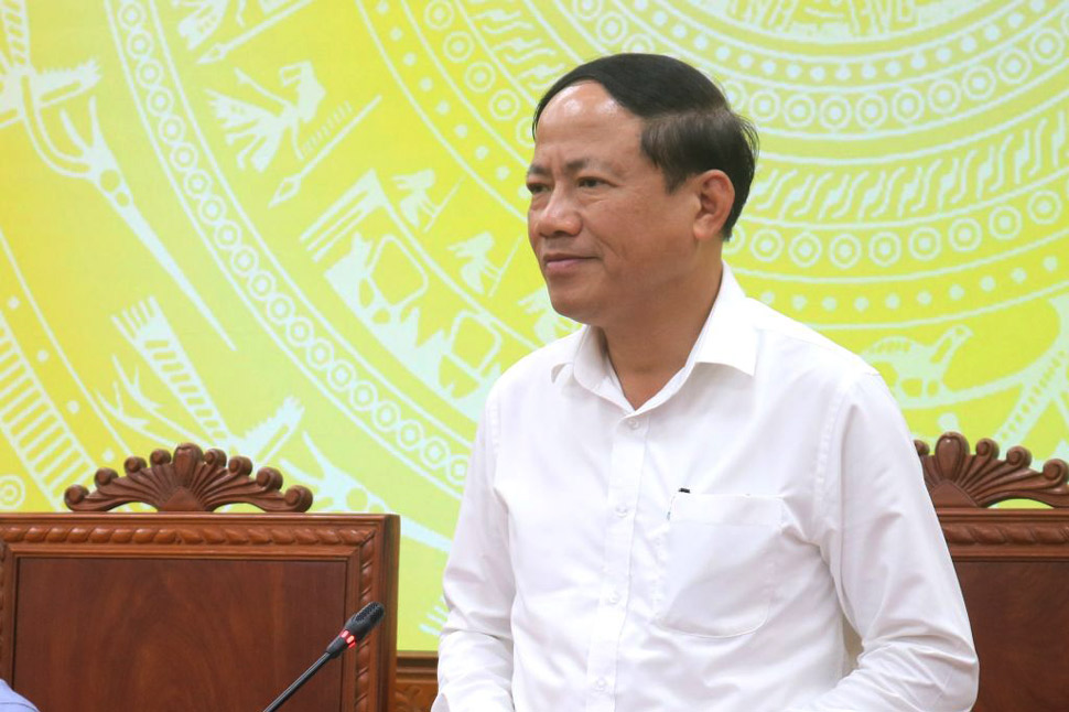 Chu tich UBND tinh Binh Dinh Pham Anh Tuan chi dao tai cuoc hop. Anh: Cong thong tin Binh Dinh