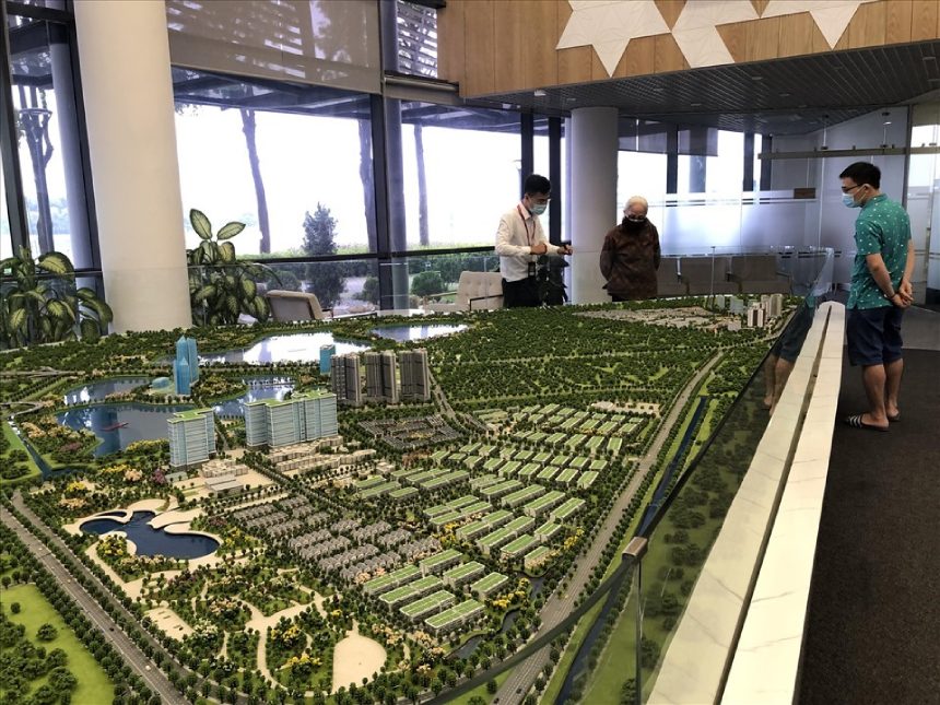 5 casos de revocacion de la licencia de agente de bienes raices en 2025