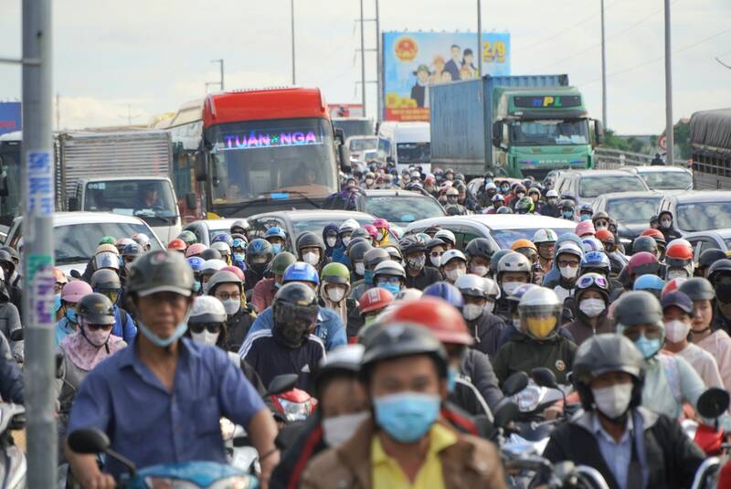 The weather in the South is hot and sunny during the day. Photo: Nguyen Chan