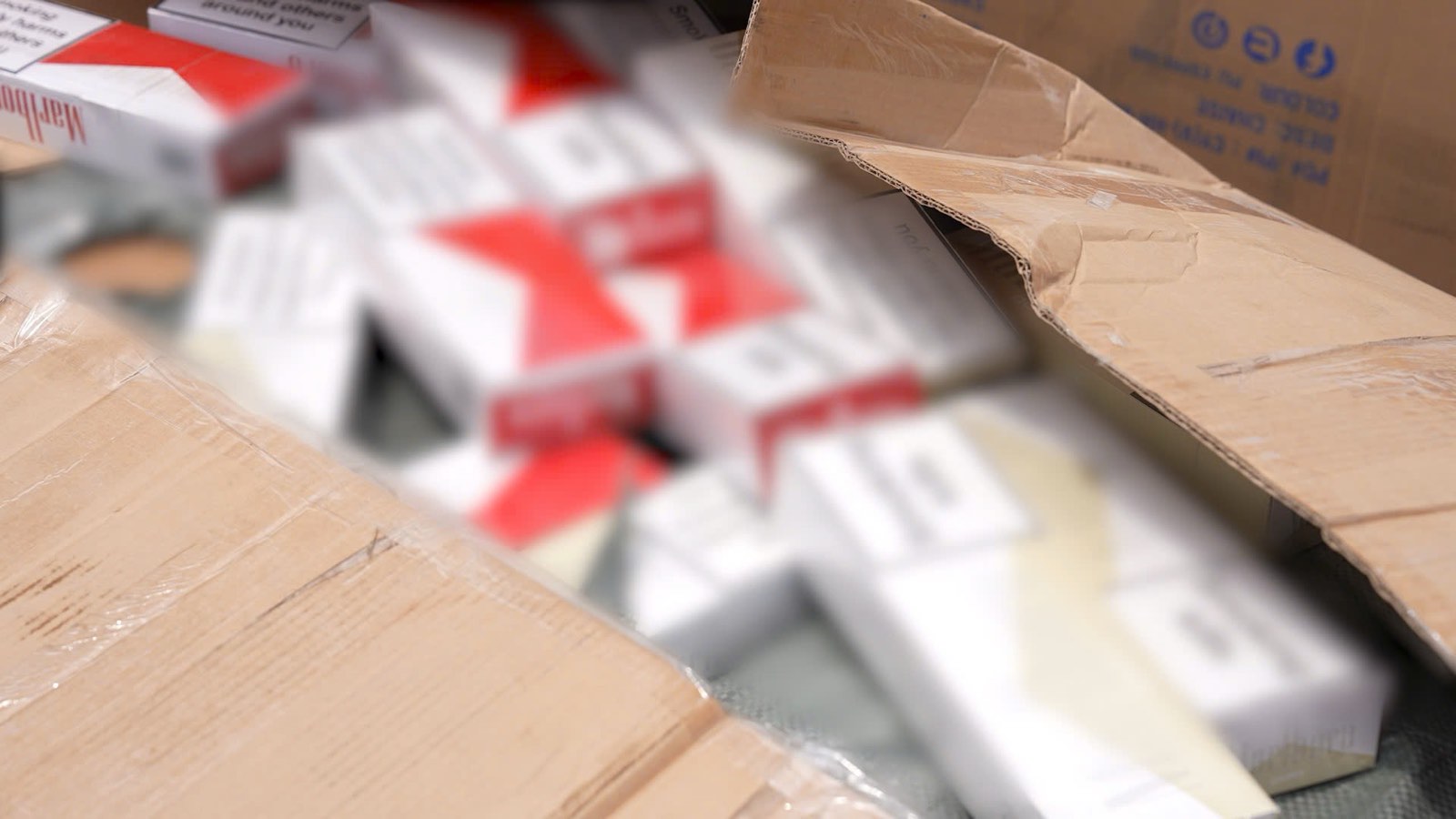 Se ha denunciado el contrabando de mas de 250.000 paquetes de cigarrillos por un valor de mas de 5.900 millones de dolares