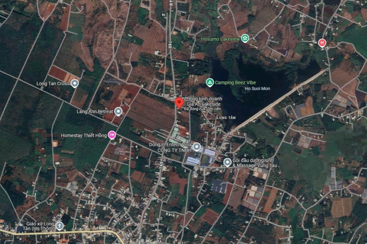 Zona de Long Tan, distrito de Tierra Roja (ahora distrito de Long Tierra) donde hay proyectos inmobiliarios sancionados por comprar y vender sin cumplir los requisitos. Imagen de Google Maps. El objetivo es encontrar el lugar