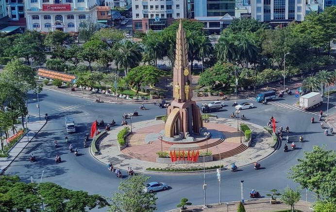 Sau hợp nhất, dự kiến có đến hơn 1.000 cán bộ từ Bạc Liêu đến Cà Mau làm việc. Ảnh: Nhật Hồ