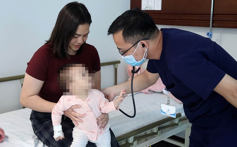 Hand, foot and mouth disease are at risk of death, parents need to pay special attention