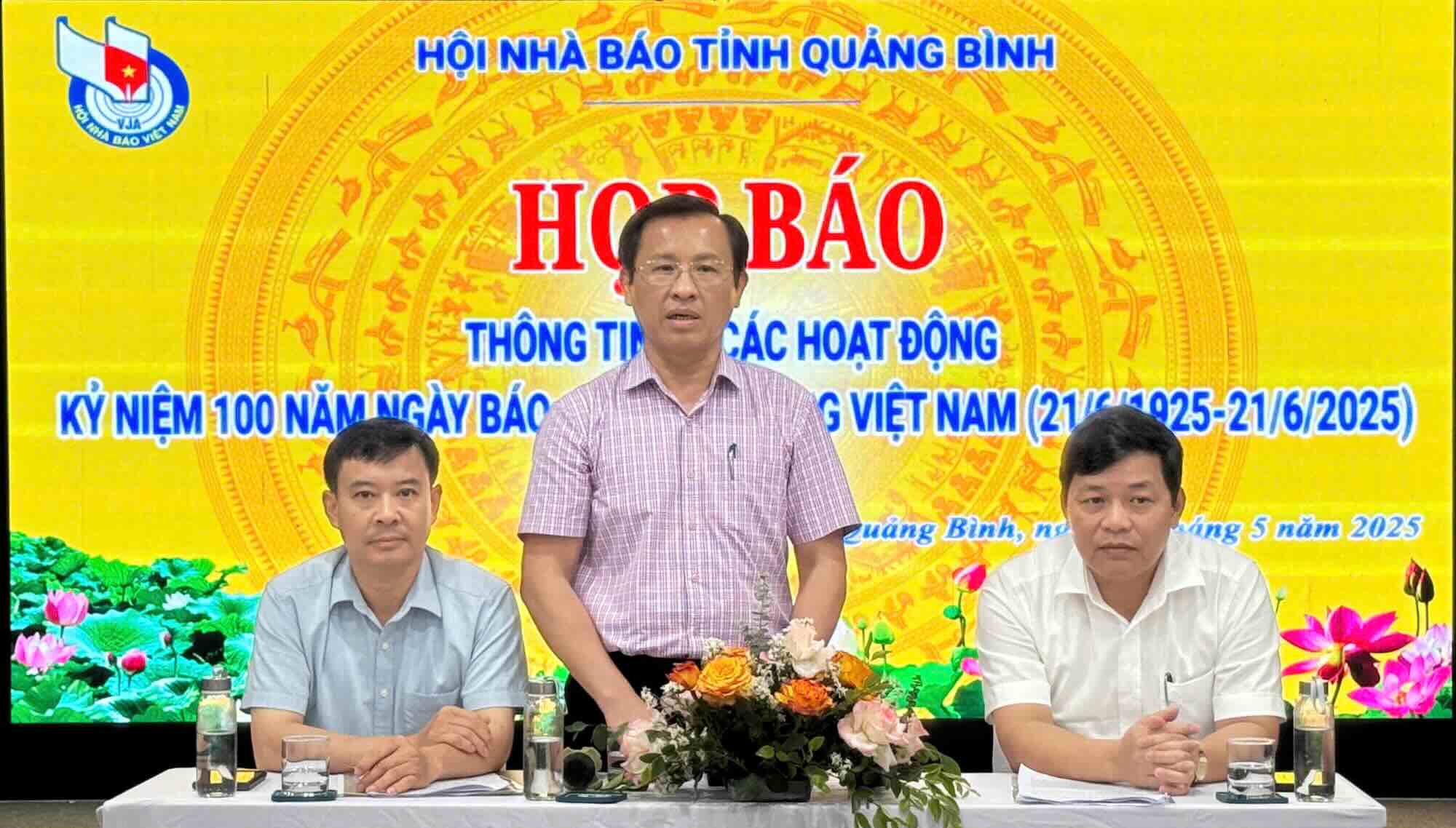 El presidente de la Asociacion de Periodistas de la provincia de Quang Binh, Hoang Hieu Thai, dijo que habra una serie de actividades para conmemorar los 100 años del Dia de la Prensa Revolucionaria de Vietnam. Imagen: El amanecer