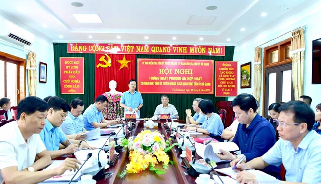 Thống nhất sáp nhập Ủy ban Kiểm tra 2 tỉnh Tuyên Quang và Hà Giang