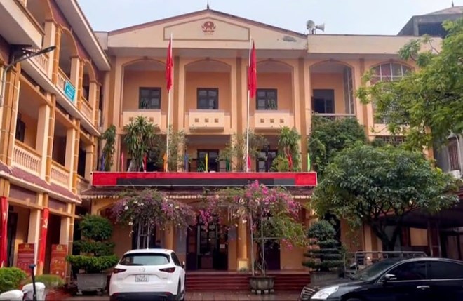 El Comite Permanente de la Asamblea Nacional tiene la autoridad de decidir establecer y disolver el nivel de comuna. Imagen; Cruce