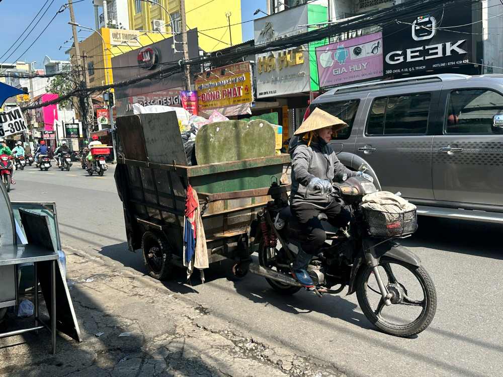 TPHCM ap dung phi rac theo kg tu 1.6. Anh: Minh Tam