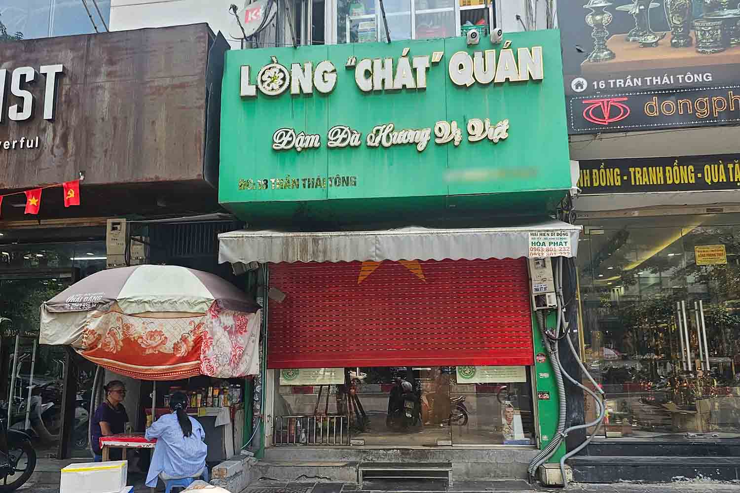 Long Chat Quan tren duong Tran Thai Tong (Ha Noi) chup vao trua ngay 8.5.2025. Anh: Huu Chanh