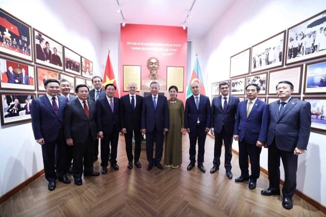 Tổng Bí thư Tô Lâm dự lễ khánh thành phòng lưu niệm Chủ tịch Hồ Chí Minh ở Azerbaijan