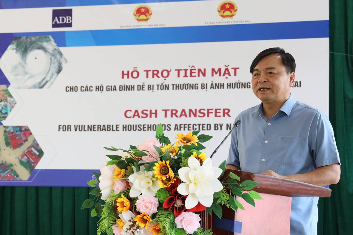 thứ trưởng
