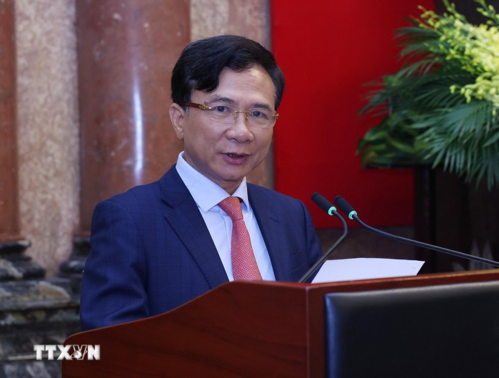 Thay mat cac nhan su duoc bo nhiem, Pho Chu nhiem Van phong Chu tich nuoc Nguyen Hoang Anh phat bieu nhan nhiem vu. Anh: Lam Khanh/TTXVN 
