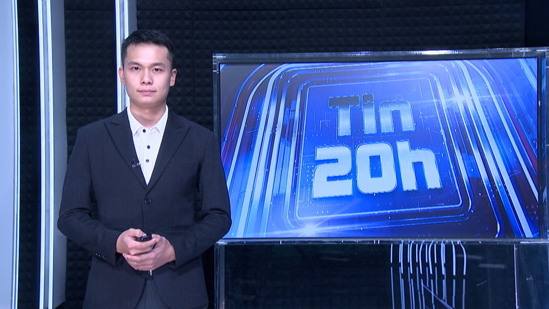 Noticias de las 20:00: Revivificacion de una serie de edificios publicos abandonados durante años en Ningbin