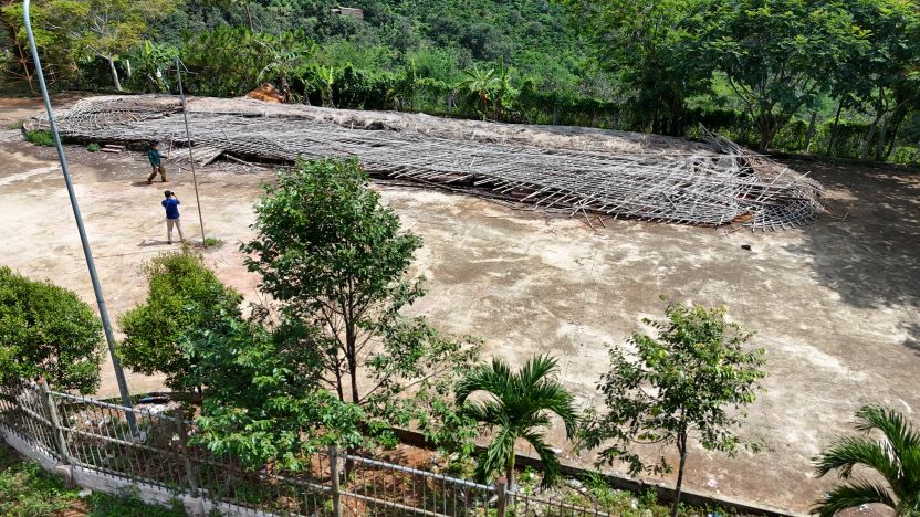 Nha truyen thong do sap hoan toan khien nhieu nguoi tiec nuoi. Anh: Bao Lam