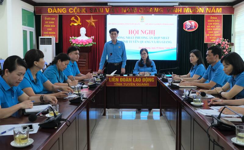 Los delegados de Tuyen Quang y Ha Giang han acordado un plan de union. Imagen: Sindicato de Trabajadores de la Manifestacion