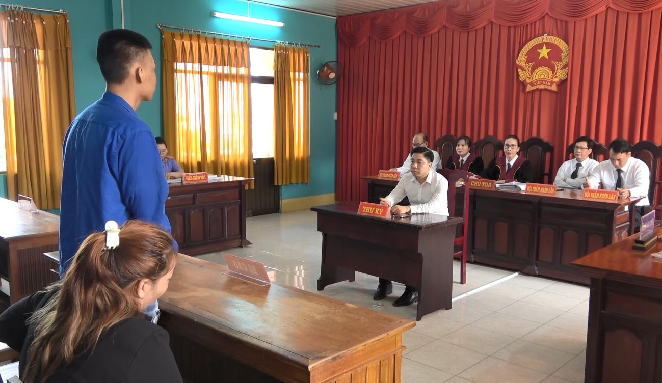 Un japones apuñalo a un compañero de fiesta y lo hirio gravemente.