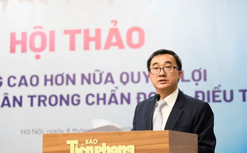 Deputy Minister of Health Tran Van Thuan spoke about the orientation of amending the Law on Health Insurance, moving towards free medical examination and treatment for people. Photo: Ha Minh