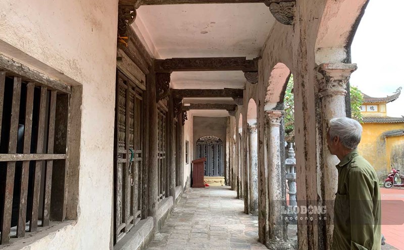 Ca family national relic is degraded. Photo: Ha Vi