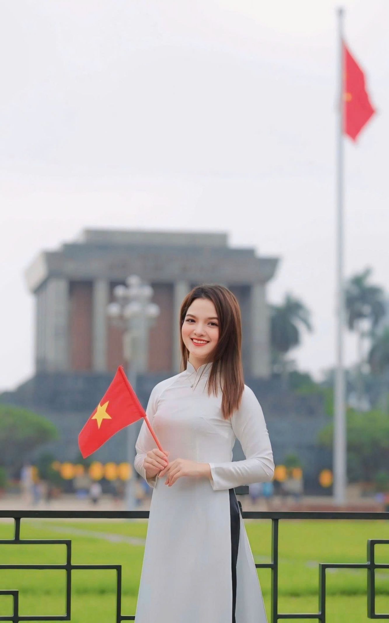 Ban Hai Yen (Ha Noi) luu lai khoanh khac dip 30.4. Anh: Nhan vat cung cap