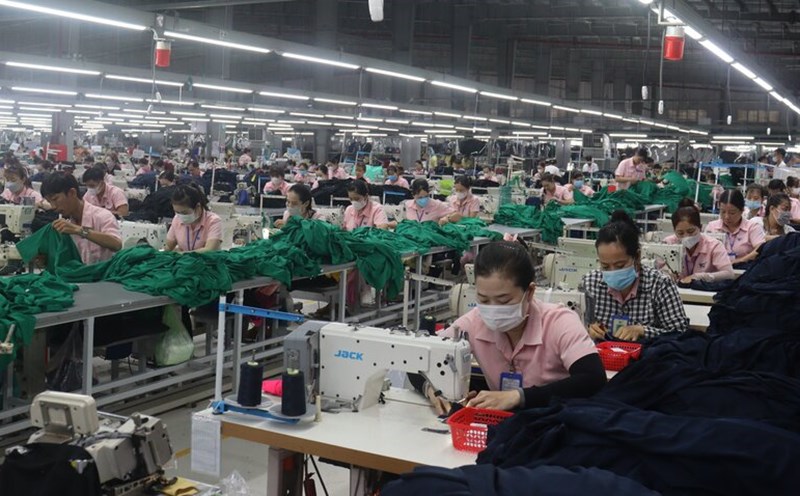 Enterprises respect workers by ensuring labor safety. Photo: Hoang Loc