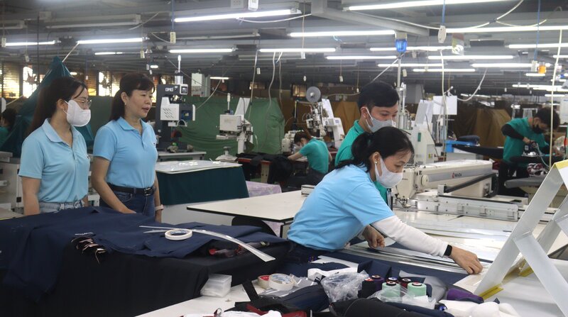 Công nhân bày tỏ hy vọng được làm việc trong môi trường an toàn từ đó hiệu quả công việc sẽ đạt cao. Ảnh: Hoàng Lộc