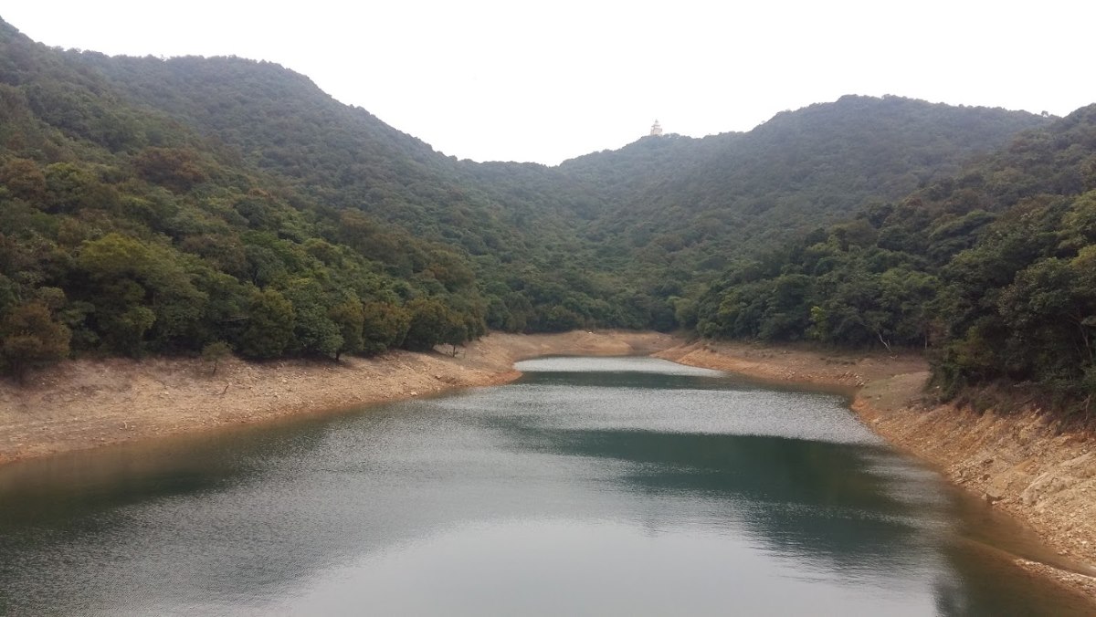 Un lago de agua dulce en la isla de Tran. Imagen de Nguyen Hung