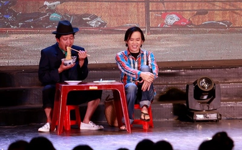 Truong Giang, Hoai Linh performed at the Trong Dong stage. Photo: Provided by the stage.