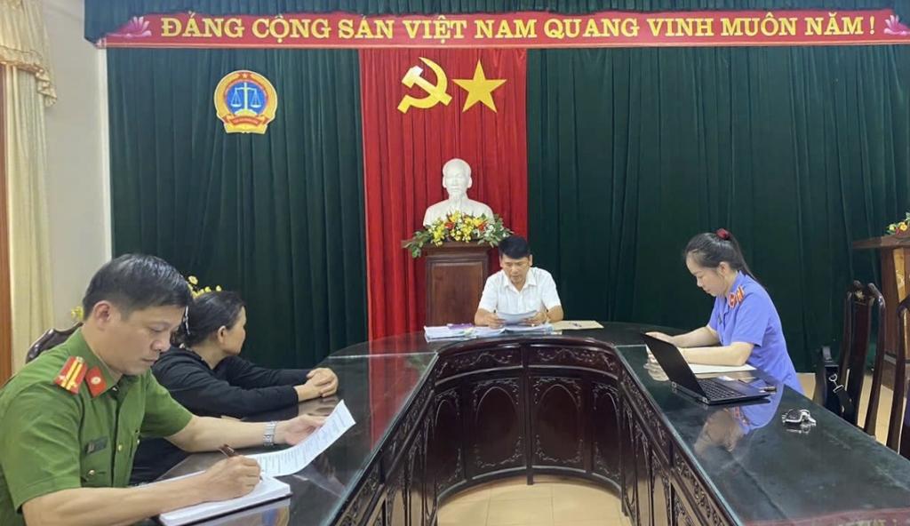 The meeting decided to send Linh to compulsory drug rehabilitation because when applying voluntary drug rehabilitation at home, he continued to use drugs. Photo: Huong Pho.
