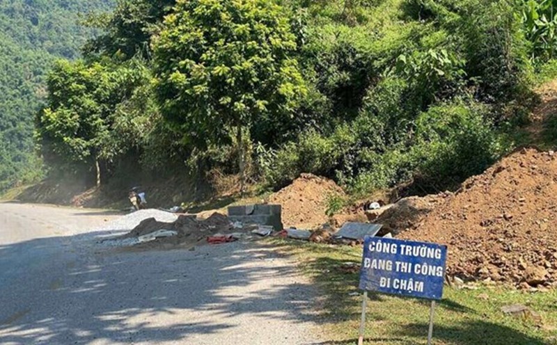 Son La changes the purpose of using more than 20 hectares of forest to build a 700 billion VND road. Photo: Minh Nguyen