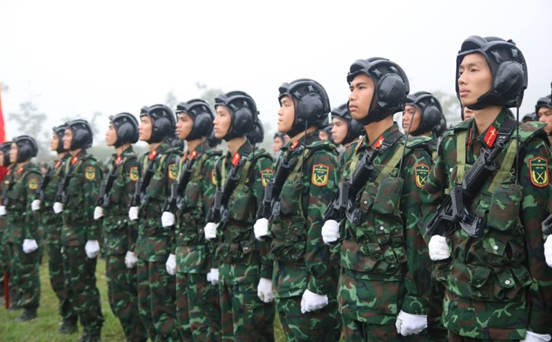 The Ministry of National Defense is seeking opinions on a draft Circular on leave for officers, professional soldiers, workers and defense officials. Photo: Tran Vuong